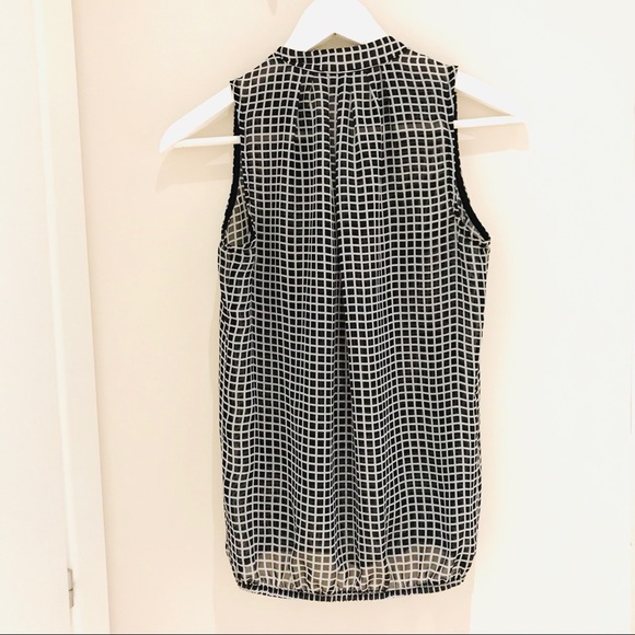 Neck Tie Top Size XS - Picture 5 of 8